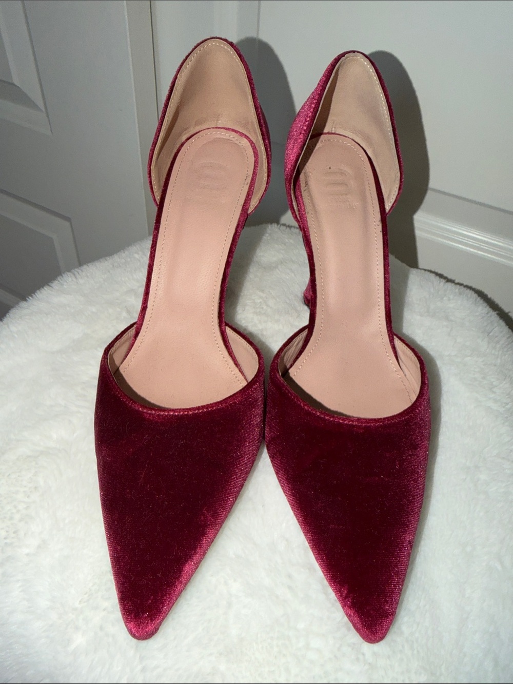 Women's Burgundy Velvet Pointed Toe Heels